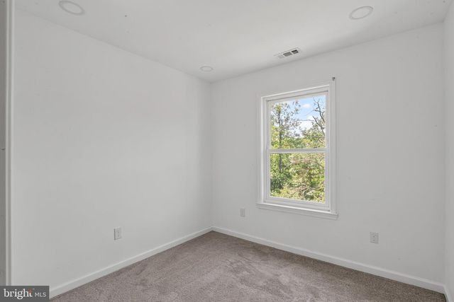 10606 WAKEMAN DR, Fredericksburg, VA 22407