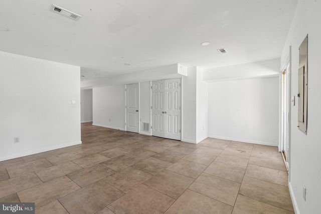 10606 WAKEMAN DR, Fredericksburg, VA 22407