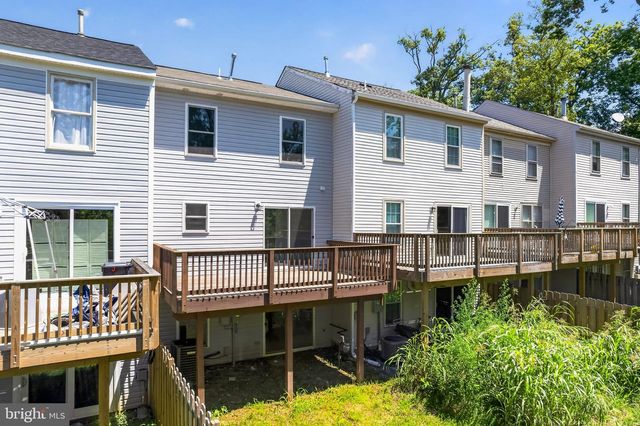 10606 WAKEMAN DR, Fredericksburg, VA 22407