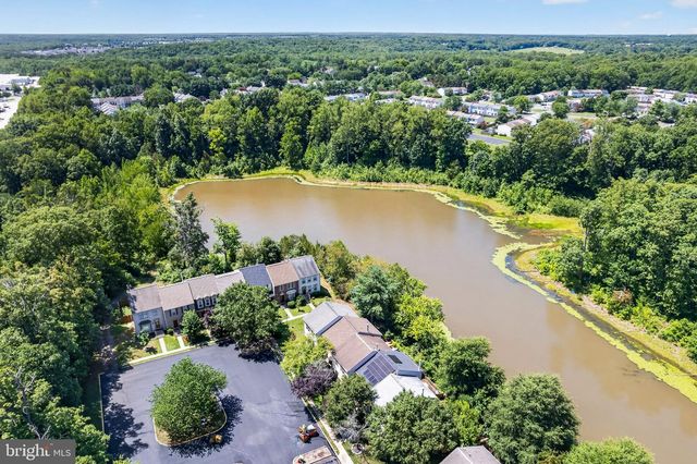 10606 WAKEMAN DR, Fredericksburg, VA 22407