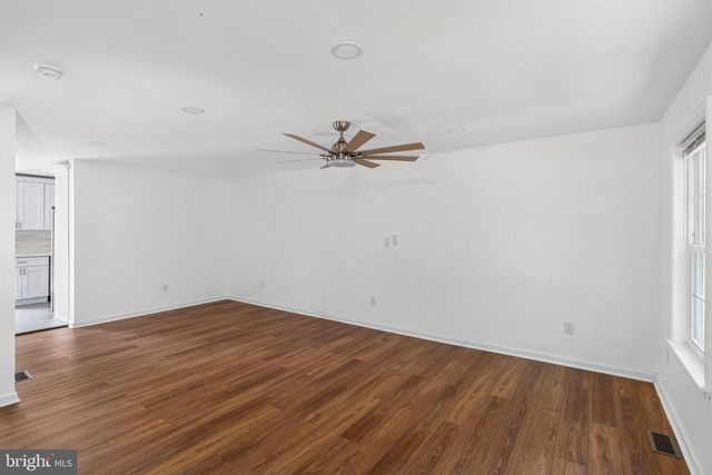 10606 WAKEMAN DR, Fredericksburg, VA 22407