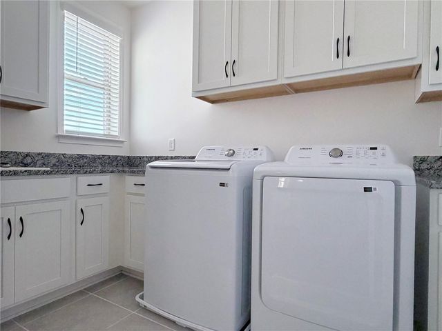 13214 WINTERTON LANE, Orlando, FL 32832