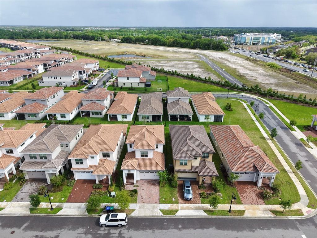 13214 WINTERTON LANE, Orlando, FL 32832