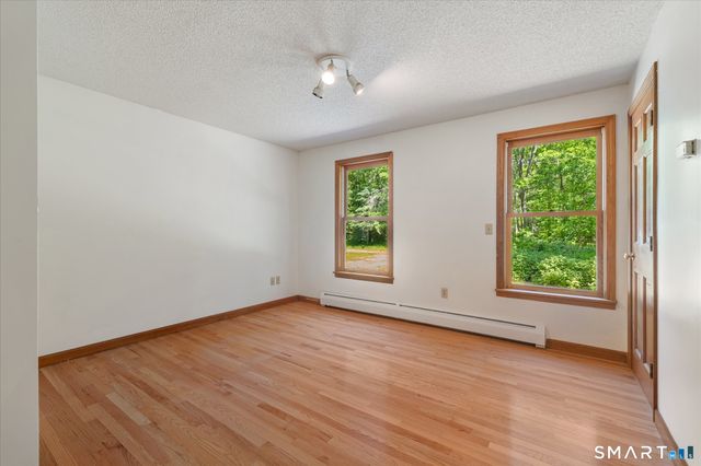 244 Paine Road, Pomfret, CT 06259
