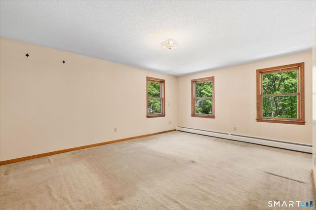 244 Paine Road, Pomfret, CT 06259