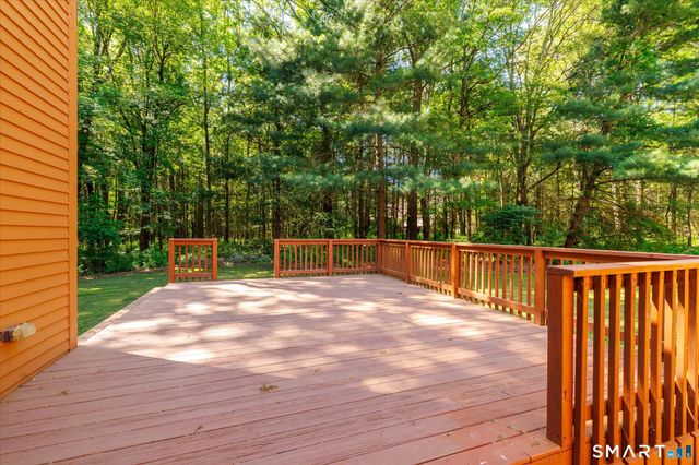 244 Paine Road, Pomfret, CT 06259