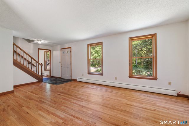 244 Paine Road, Pomfret, CT 06259