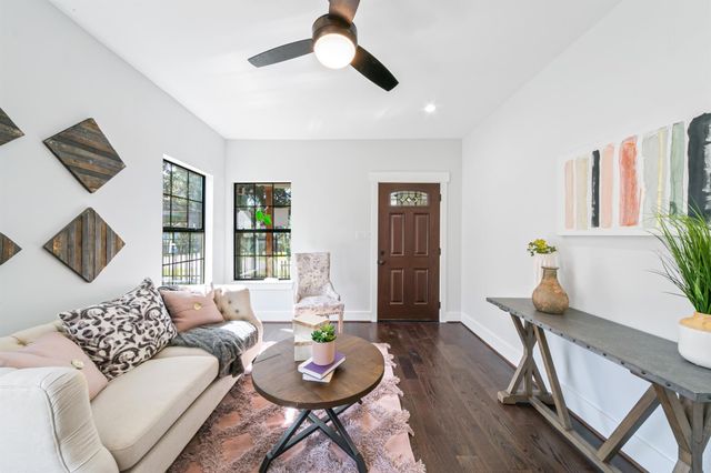 815 Wilkes Street, Houston, TX 77009