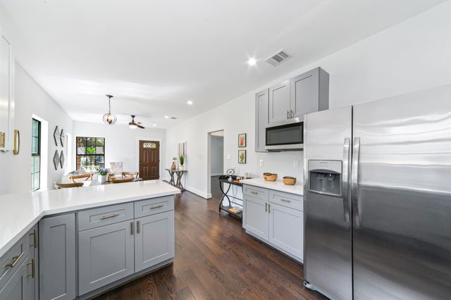 815 Wilkes Street, Houston, TX 77009