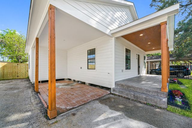 815 Wilkes Street, Houston, TX 77009