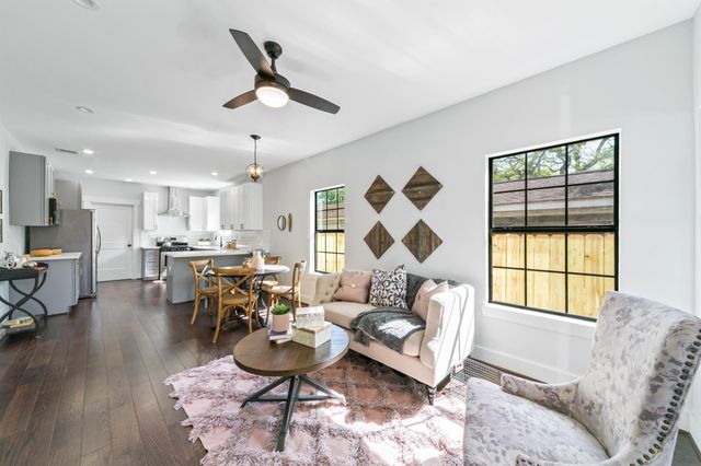 815 Wilkes Street, Houston, TX 77009