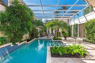 7849 Cocobay DR # 1, Naples, FL 34108