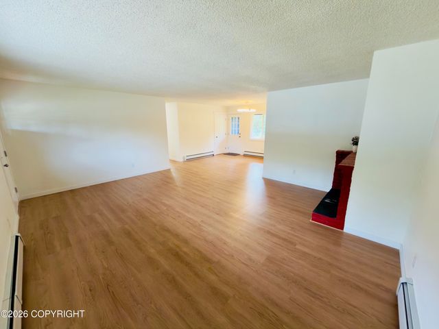 6124 E 21st Avenue, Anchorage, AK 99504