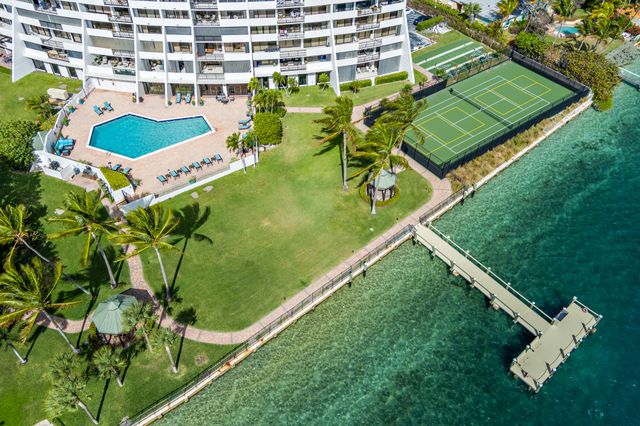 5200 N Flagler Drive 404, West Palm Beach, FL 33407