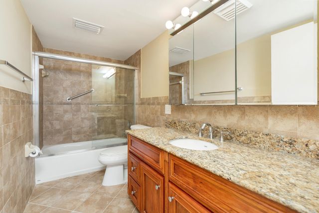 5200 N Flagler Drive 404, West Palm Beach, FL 33407