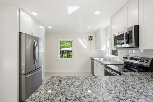 953 William Penn Court, Wilkinsburg, PA 15221