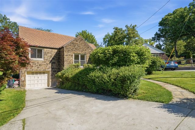 953 William Penn Court, Wilkinsburg, PA 15221