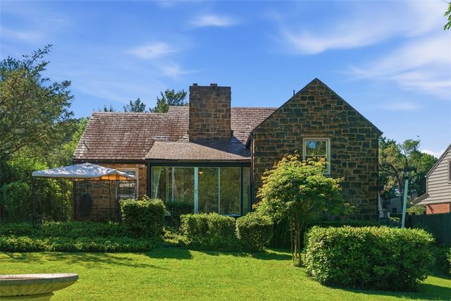 953 William Penn Court, Wilkinsburg, PA 15221