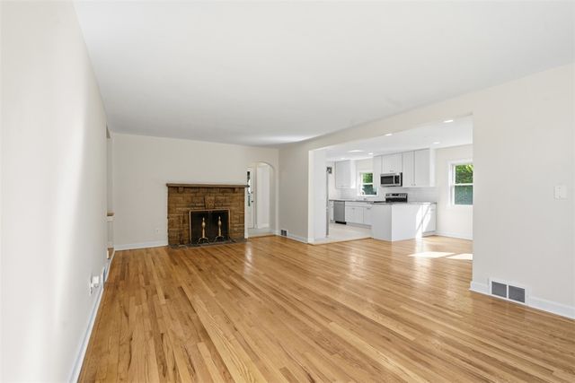 953 William Penn Court, Wilkinsburg, PA 15221