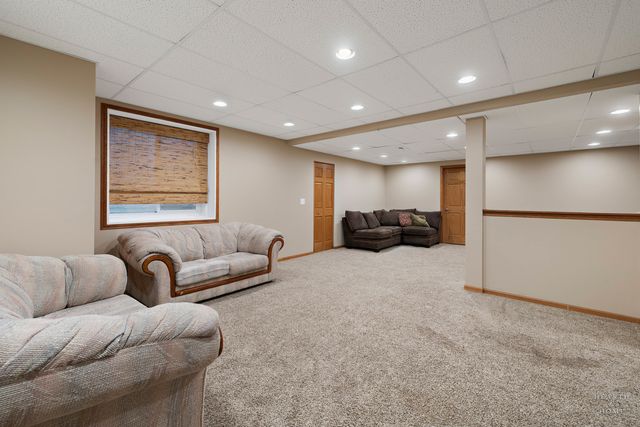 11646 Leland Lane, Huntley, IL 60142