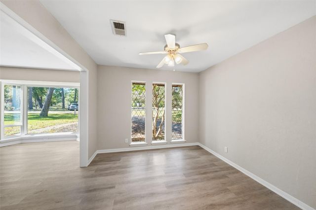 499 Mississippi Park, Conroe, TX 77302