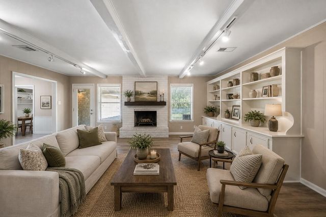 499 Mississippi Park, Conroe, TX 77302