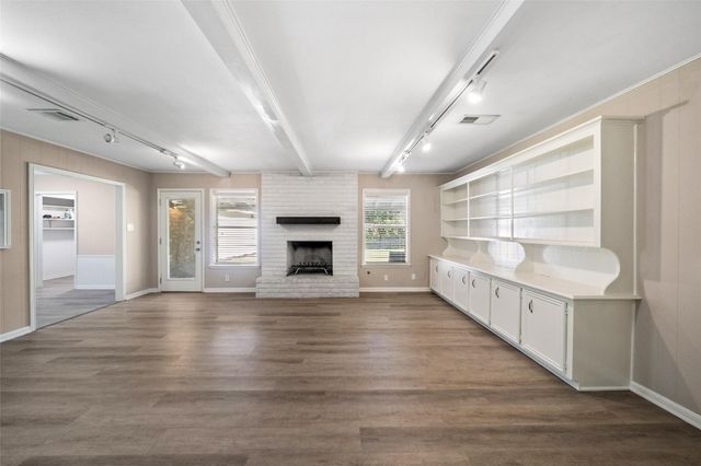 499 Mississippi Park, Conroe, TX 77302