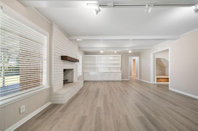 499 Mississippi Park, Conroe, TX 77302