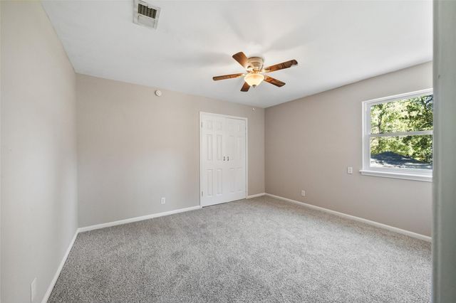 499 Mississippi Park, Conroe, TX 77302