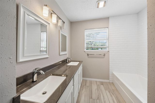 499 Mississippi Park, Conroe, TX 77302