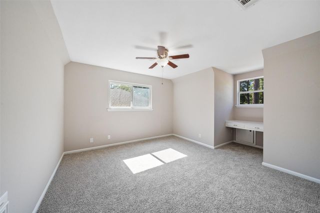 499 Mississippi Park, Conroe, TX 77302