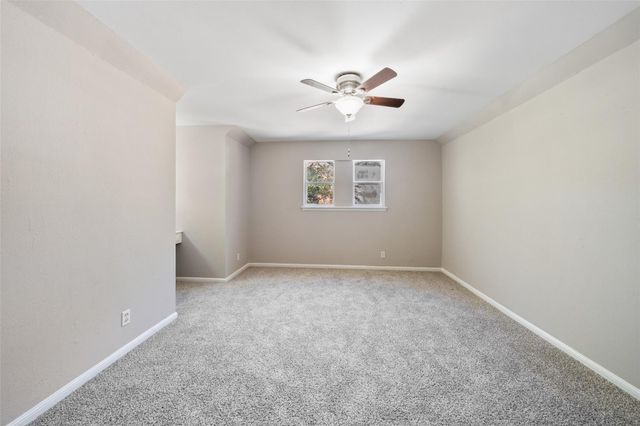 499 Mississippi Park, Conroe, TX 77302