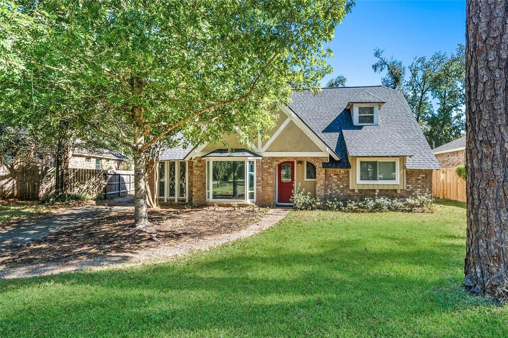 499 Mississippi Park, Conroe, TX 77302