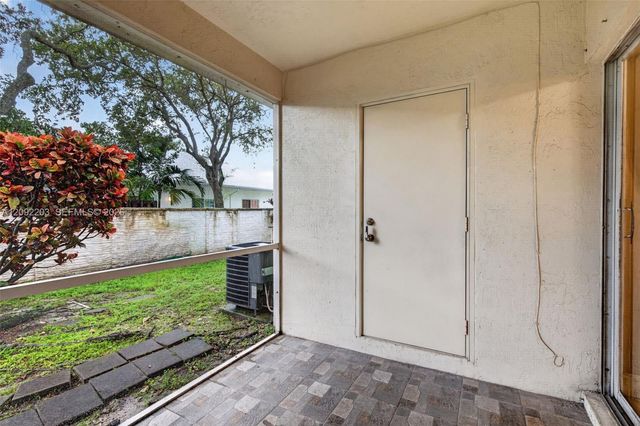 3176 SW 50th Street, Dania Beach, FL 33312