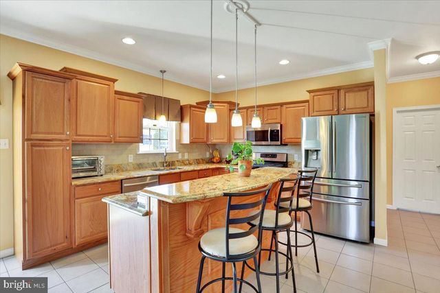 173 KENSINGTON BLVD, Blandon, PA 19510