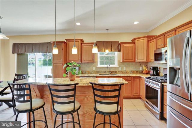 173 KENSINGTON BLVD, Blandon, PA 19510