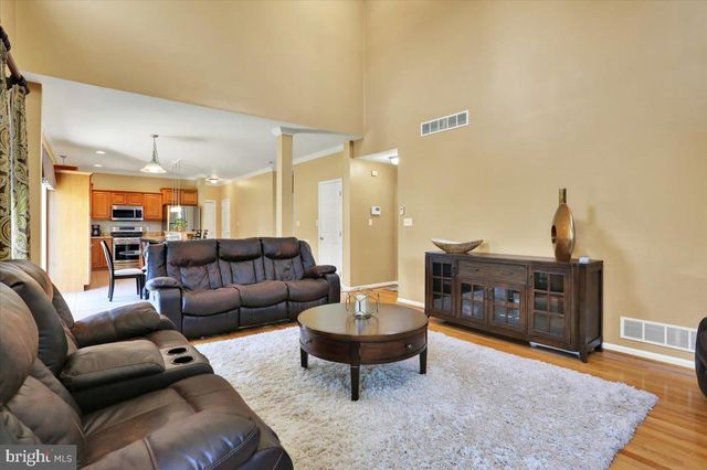 173 KENSINGTON BLVD, Blandon, PA 19510