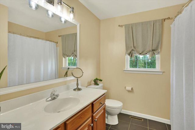 173 KENSINGTON BLVD, Blandon, PA 19510
