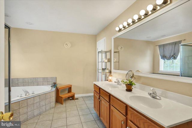 173 KENSINGTON BLVD, Blandon, PA 19510