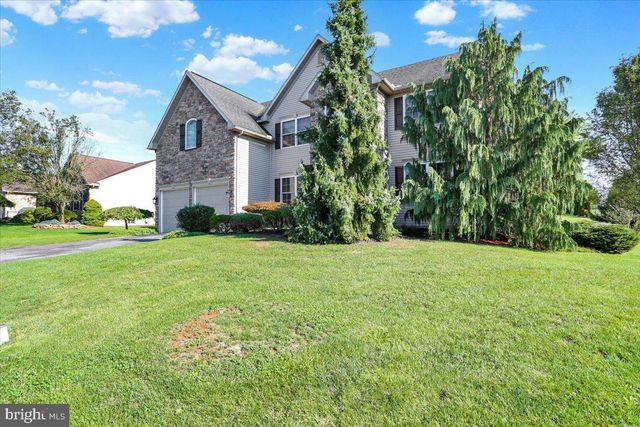 173 KENSINGTON BLVD, Blandon, PA 19510