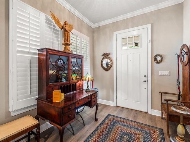 710 36TH AVENUE N, St Petersburg, FL 33704