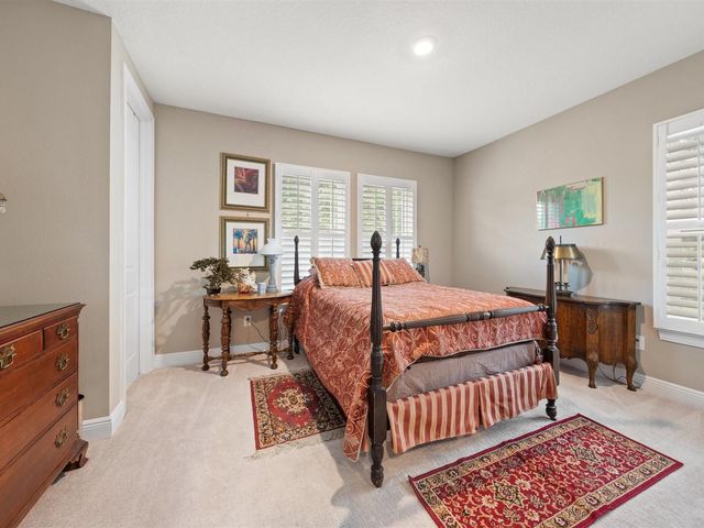 710 36TH AVENUE N, St Petersburg, FL 33704