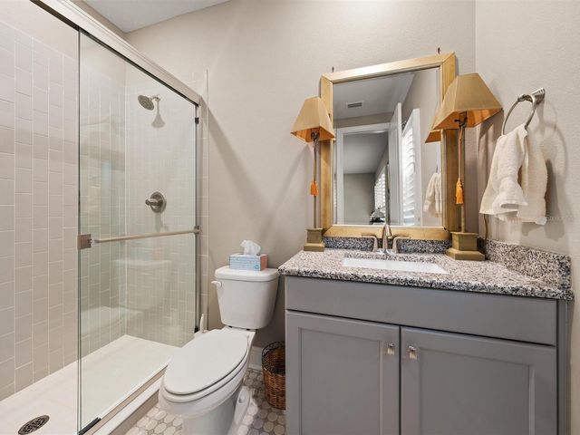 710 36TH AVENUE N, St Petersburg, FL 33704