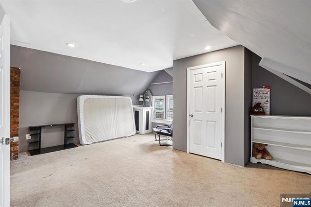 711-713 Degraw Avenue, Newark, NJ 07104