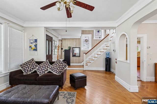 711-713 Degraw Avenue, Newark, NJ 07104