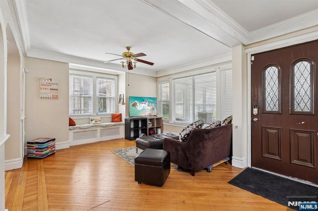 711-713 Degraw Avenue, Newark, NJ 07104