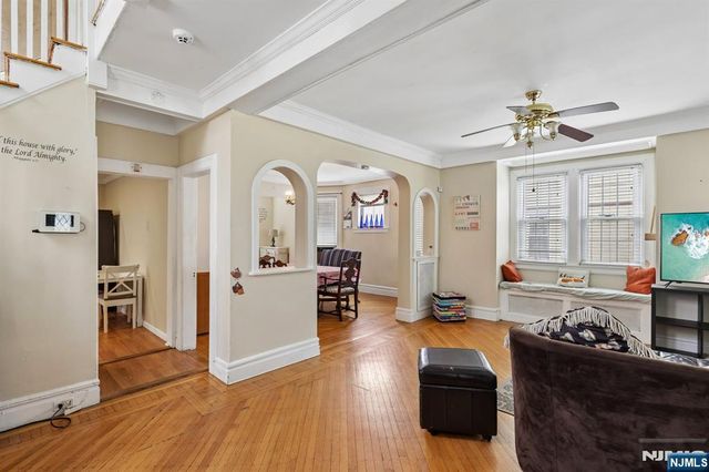 711-713 Degraw Avenue, Newark, NJ 07104