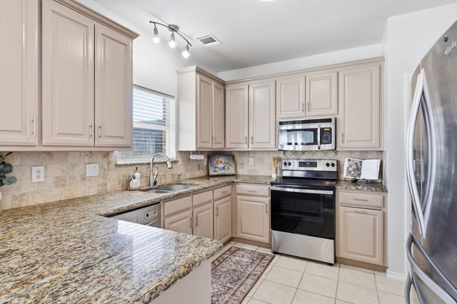 4704 Ericksen Drive, Carrollton, TX 75010