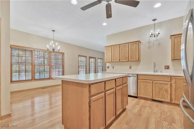 915 Shackleton Drive, Canal Fulton, OH 44614