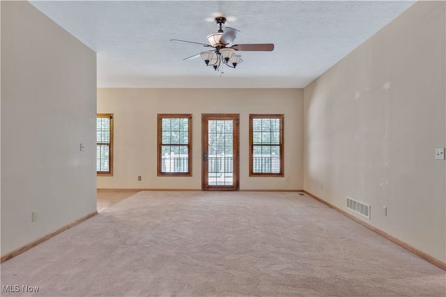 915 Shackleton Drive, Canal Fulton, OH 44614